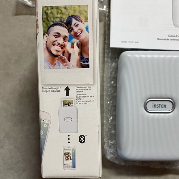 New Fujifilm Instax Mini Link Smartphone Printer - Ash White - Picture 5 of 6